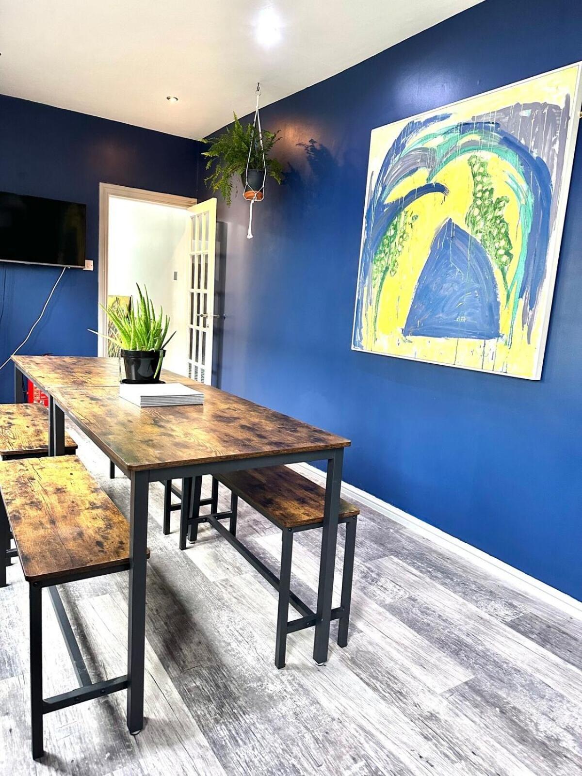 Eden House - Beach Apartments & Suites Saint Helier Номер фото